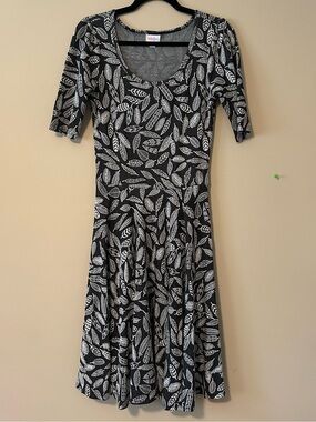 LuLaRoe Nicole dress feather pattern